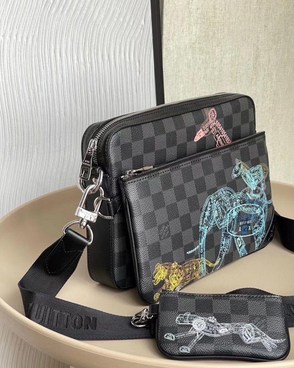 1:1 Replica Louis Vuitton LV Trio Messenger Damier Graphite Canvas Unique Bag For Men N58040 - 9.8in/25cm