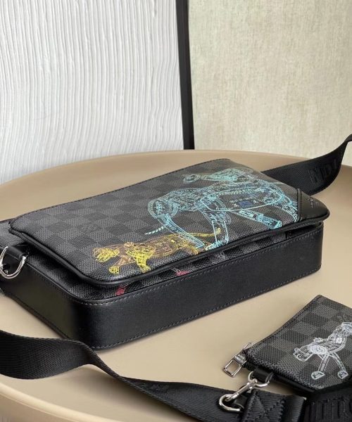1:1 Replica Louis Vuitton LV Trio Messenger Damier Graphite Canvas Unique Bag For Men N58040 - 9.8in/25cm
