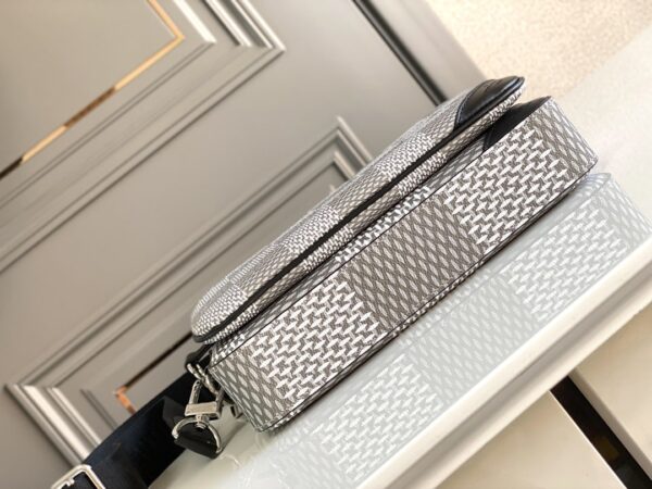 1:1 Replica Louis Vuitton LV Trio Messenger Damier Graphite Plaster Unique Bag For Men - 9.8in/25cm