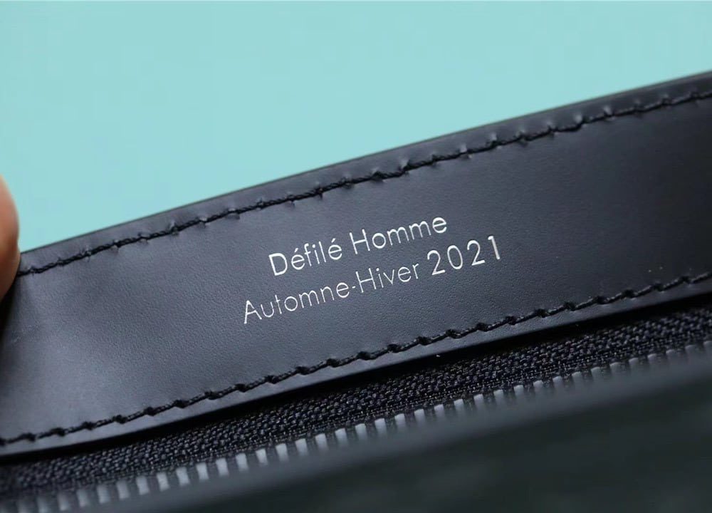 1:1 Replica Louis Vuitton LV Trunk Pouch Monogram Eclipse Canvas Black Unique Bag For Men M45937 - 28cm