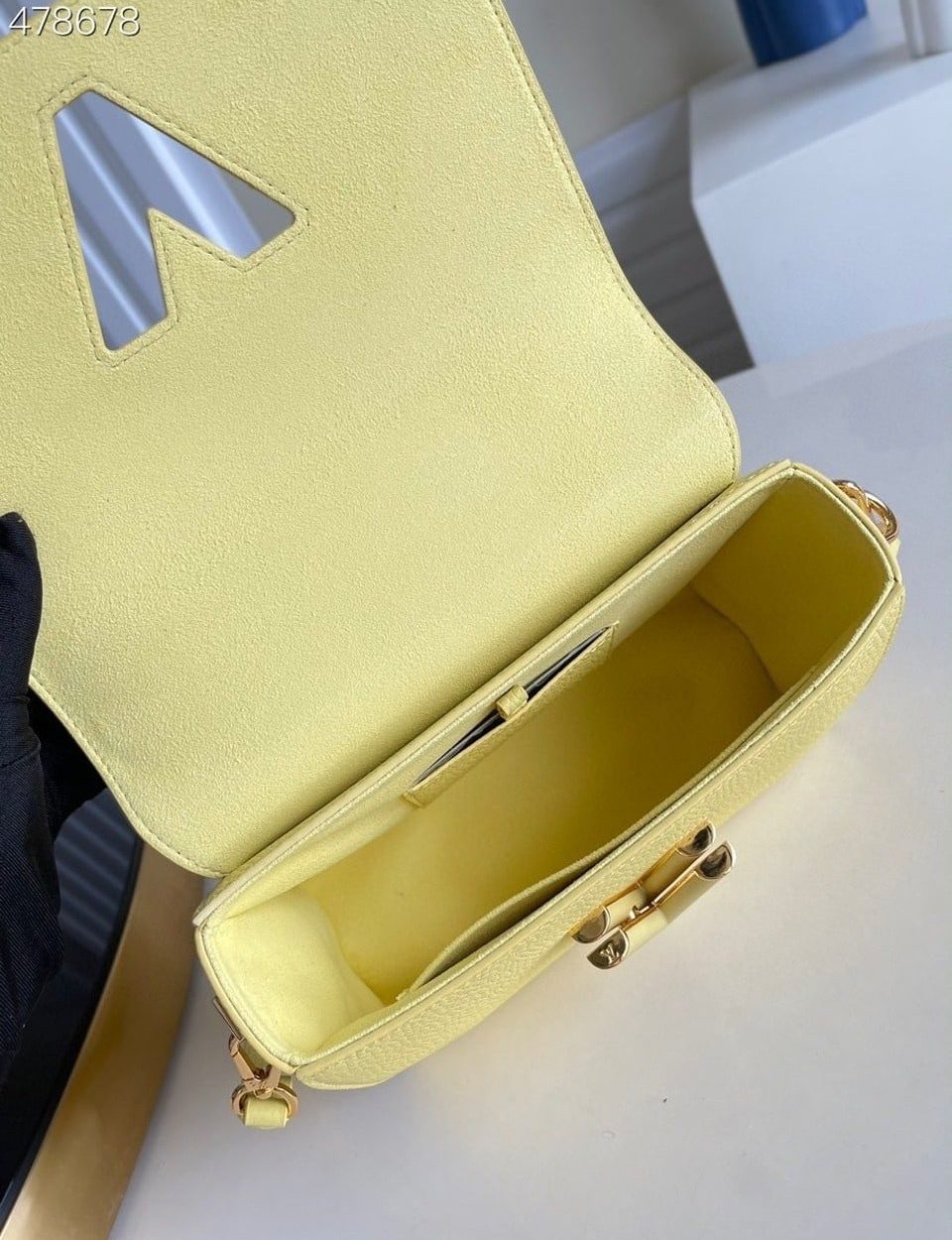 1:1 Replica Louis Vuitton LV Twist MM Ginger Yellow Luxury Bag For Women -  9.1in/23cm