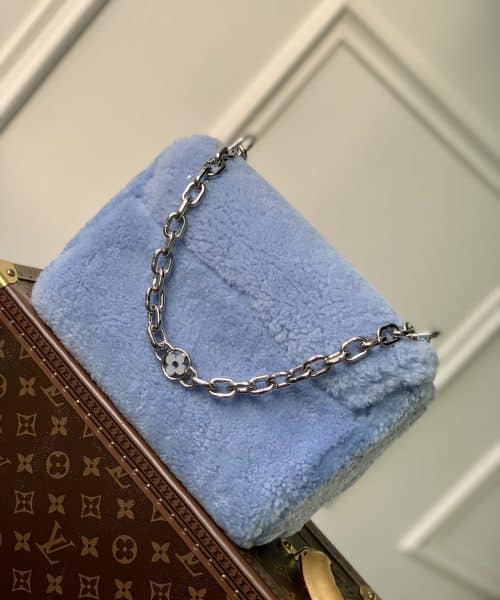 1:1 Replica Louis Vuitton LV Twist MM Blue Jean Exclusive Bag For Women M21040 9.1 in/23cm
