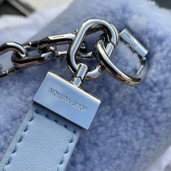 1:1 Replica Louis Vuitton LV Twist MM Blue Jean Exclusive Bag For Women M21040 9.1 in/23cm