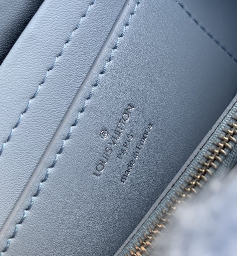 1:1 Replica Louis Vuitton LV Twist MM Blue Jean Exclusive Bag For Women M21040 9.1 in/23cm