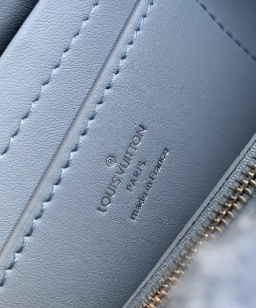 1:1 Replica Louis Vuitton LV Twist MM Blue Jean Exclusive Bag For Women M21040 9.1 in/23cm