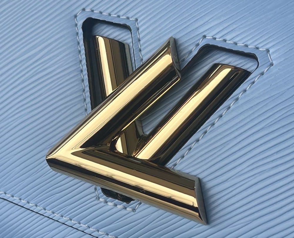 1:1 Replica Louis Vuitton LV Twist MM Monogram Flower Bleu Nuage Blue Luxury Bag For Women M59627 - 9.1in/23cm