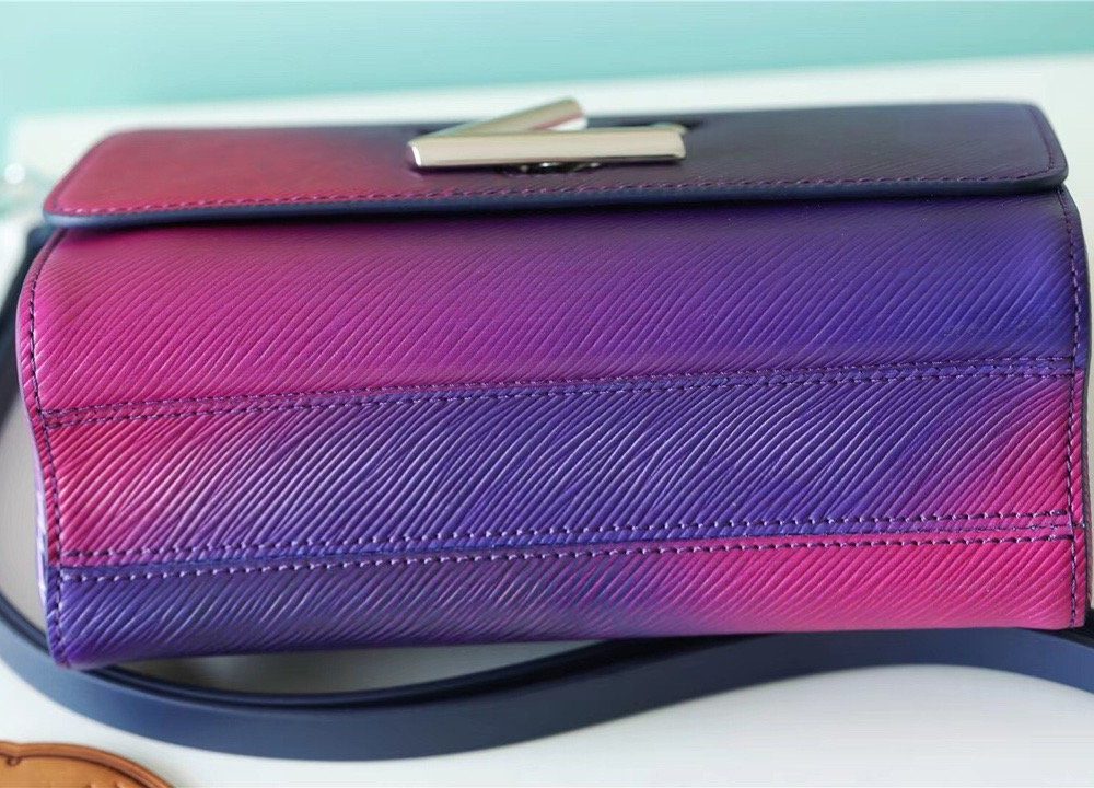 1:1 Replica Louis Vuitton LV Twist PM Luxury Bag For Women Gradient Blue M59896 - 7.5in/19cm