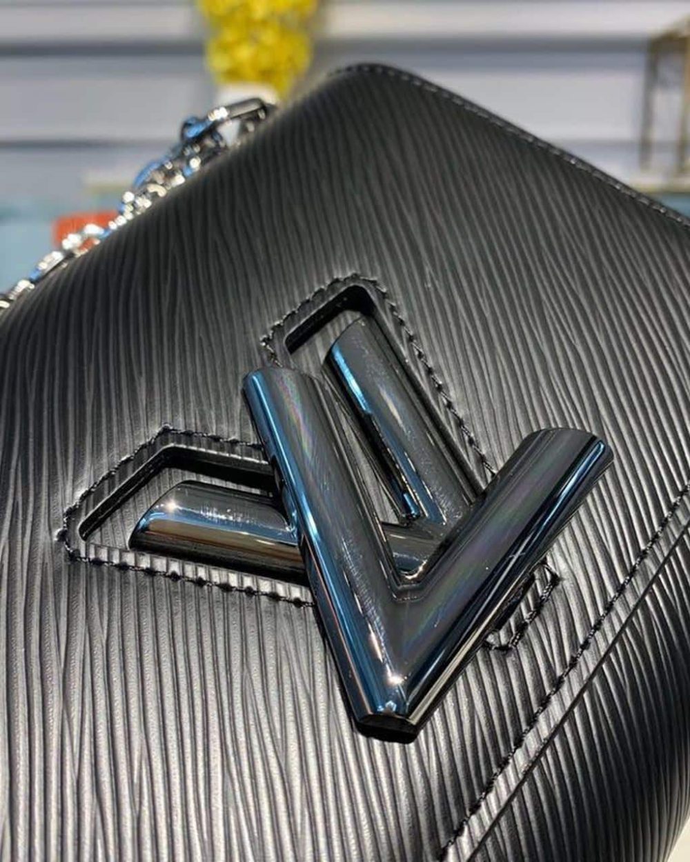 1:1 Replica Louis Vuitton LV Twist PM Epi Black Luxury Bag For Women M80836 - 7.5in/19cm