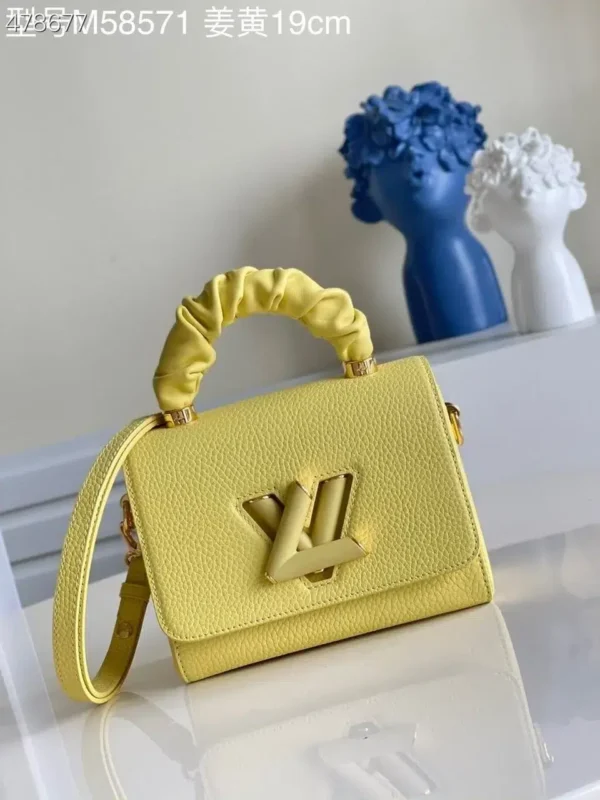 louis-vuitton-twist-pm-m58571