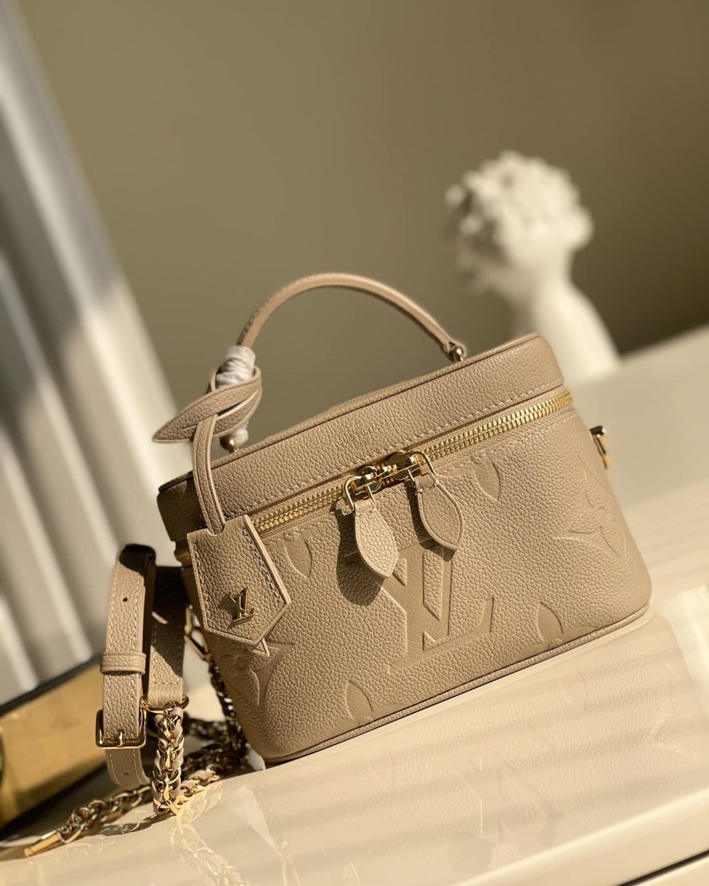 1:1 Replica Louis Vuitton LV Vanity PM Handbag Monogram Empreinte Tourterelle Beige Luxury Bag For Women M45608 -  7.5in/19cm