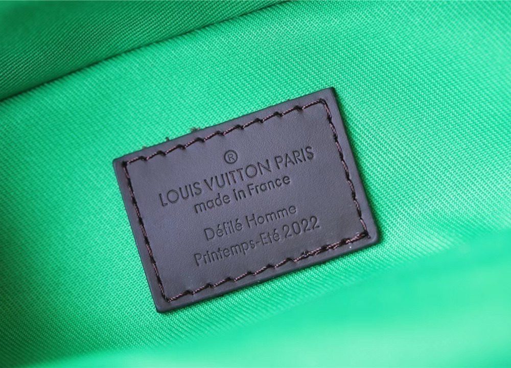 1:1 Replica Louis Vuitton LV Vertical Box Trunk Monogram Canvas Unique Bag For Men M59664 - 8.7in/22cm