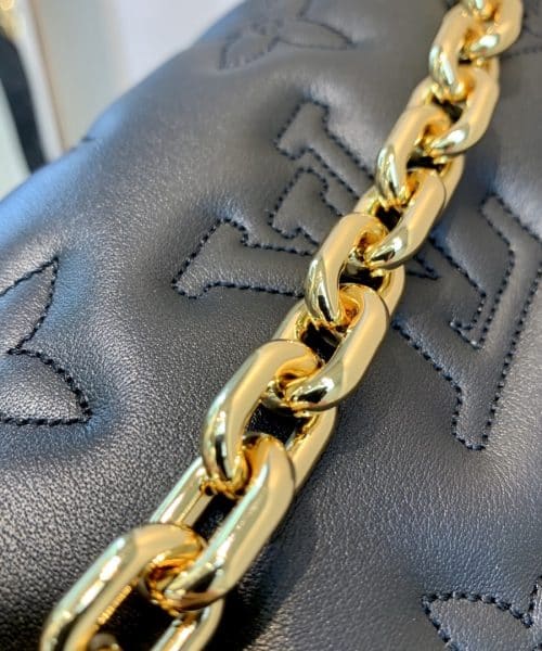 1:1 Replica Louis Vuitton LV Wallet on Strap Bubblegram Leather Black Exclusive Bag For Women M81398 - 7.9in/20cm