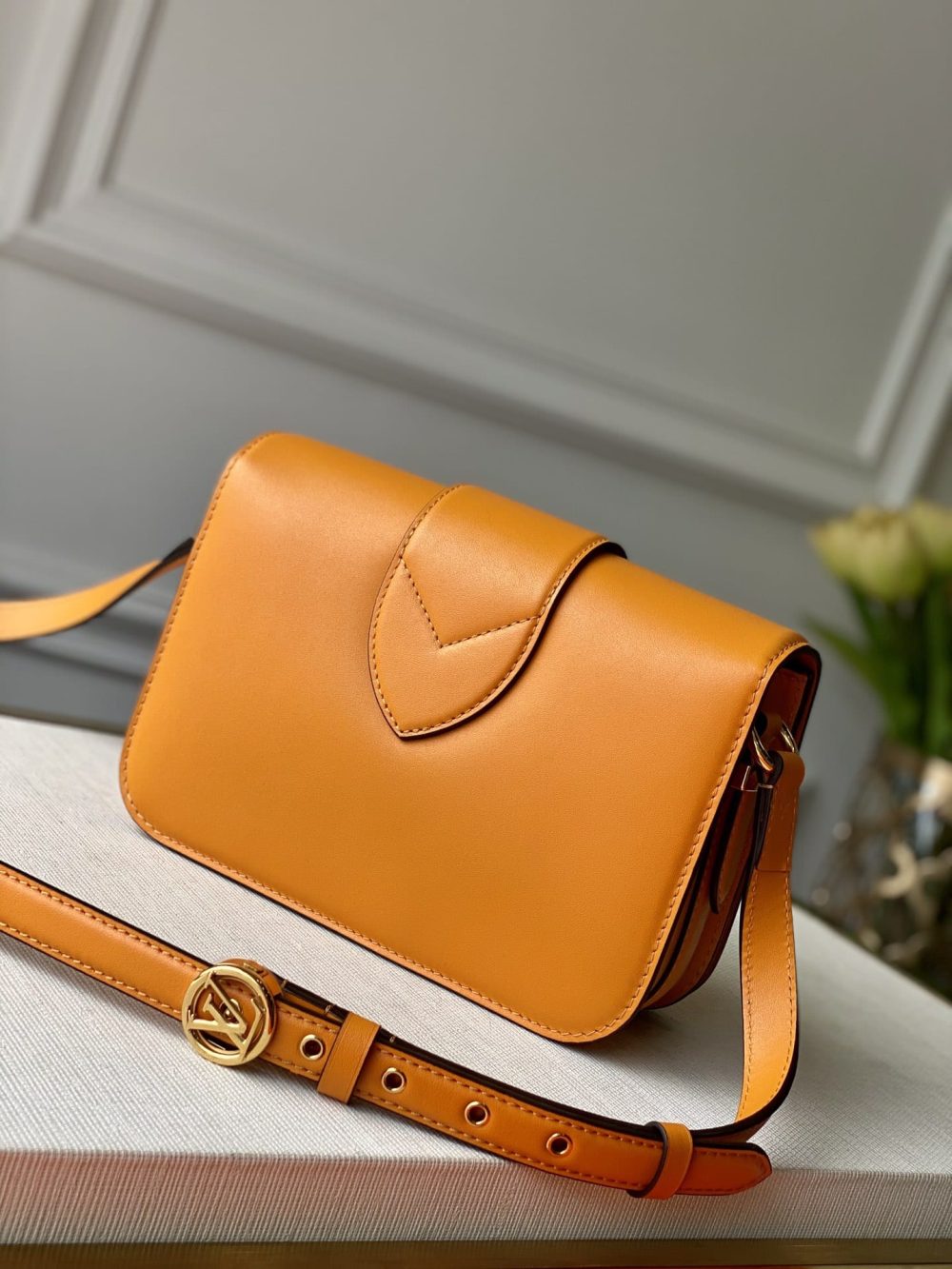 1:1 Replica Louis Vuitton LV LV Pont 9 Smooth Calfskin Leather Luxury Bag For Women M55946 - 9.1in/22cm - Image 3