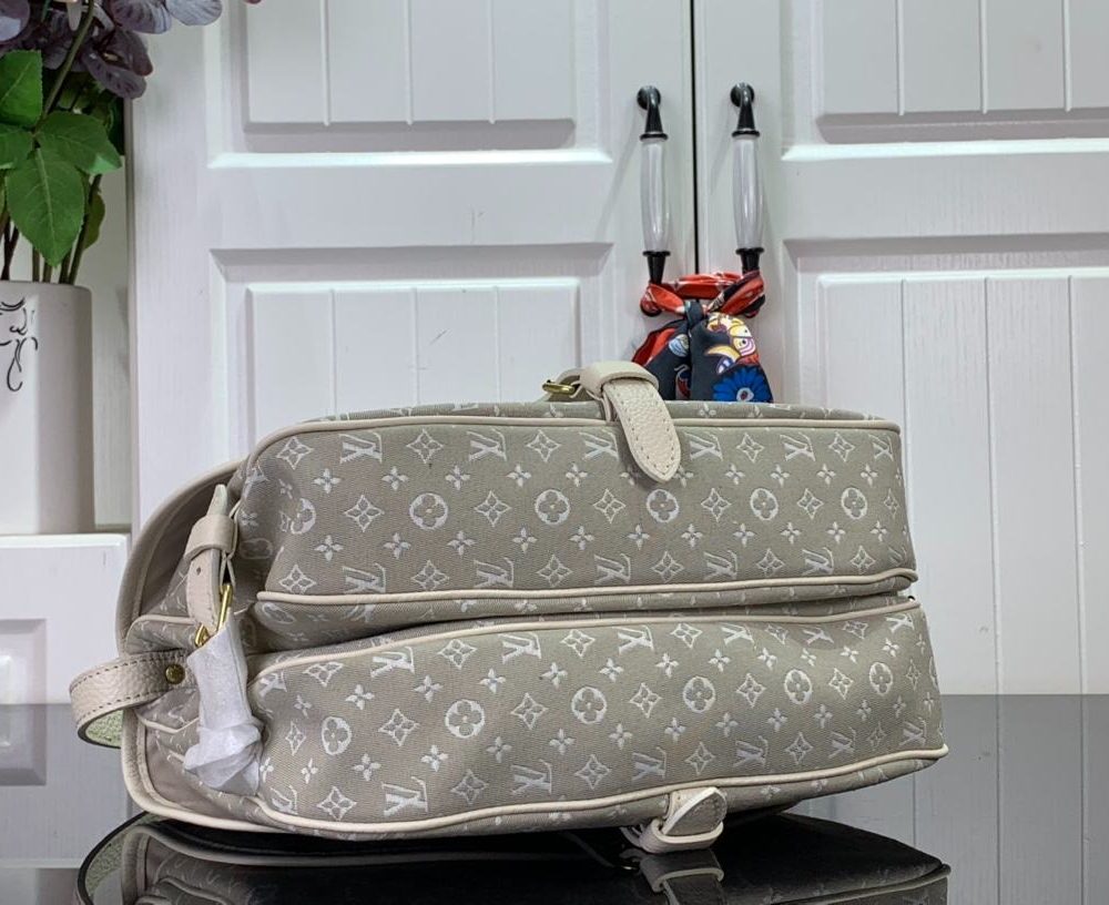 1:1 Replica Louis Vuitton LV Saumur MM Monogram Canvas Beige/Blue/Brown Luxury Bag For Women - 11.8in/30cm
