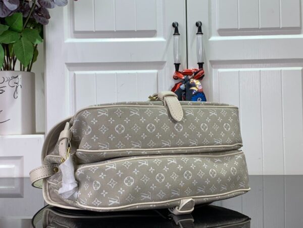 1:1 Replica Louis Vuitton LV Saumur MM Monogram Canvas Beige/Blue/Brown Luxury Bag For Women - 11.8in/30cm