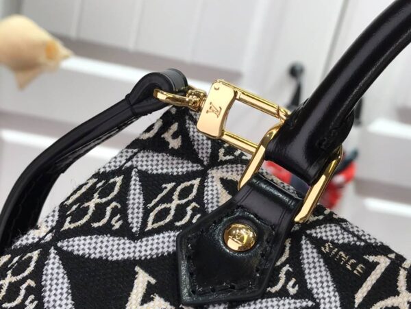 1:1 Replica Louis Vuitton LV Since 1854 Petit Sac Plat Red/Blue/Black Luxury Bag For Women - 17 cm/6.6 in