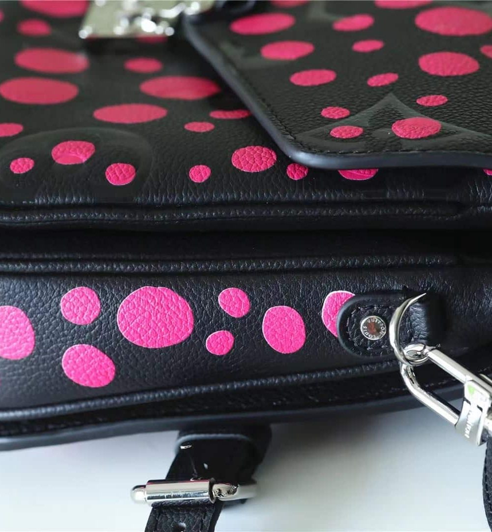 1:1 Replica Louis Vuitton LV LV x YK Pochette Métis Black And Pink Vibrant Bag For Women M46420 - 9.8in/ 25cm