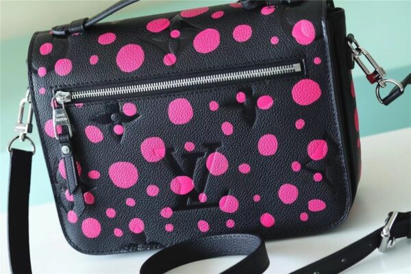 louis-vuitton-lv-x-yk-pochette-metis-m46420