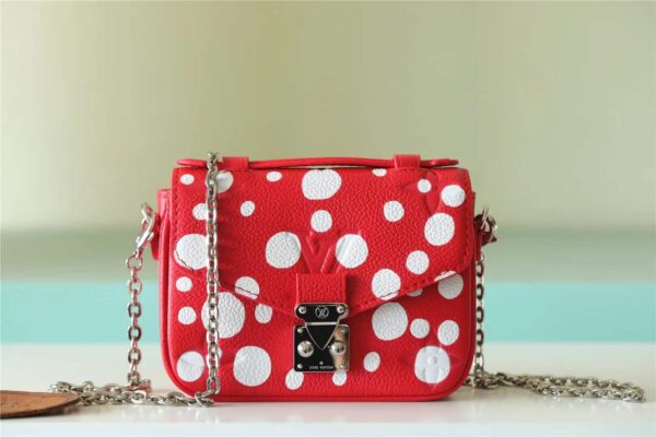 lv-x-yk-pochette-metis