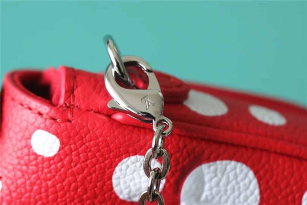 lv-x-yk-pochette-metis