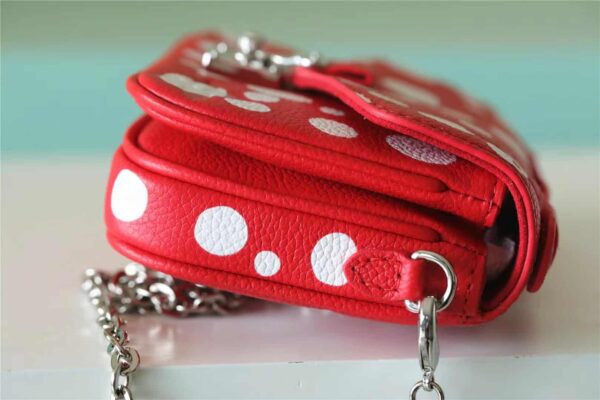 lv-x-yk-pochette-metis