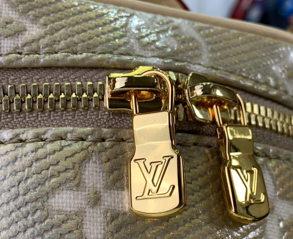 1:1 Replica Louis Vuitton LV Micro Vanity Bag Gold/ Sliver Unique Bag For Women M22920 M82467 - 11cm/ 4.3in