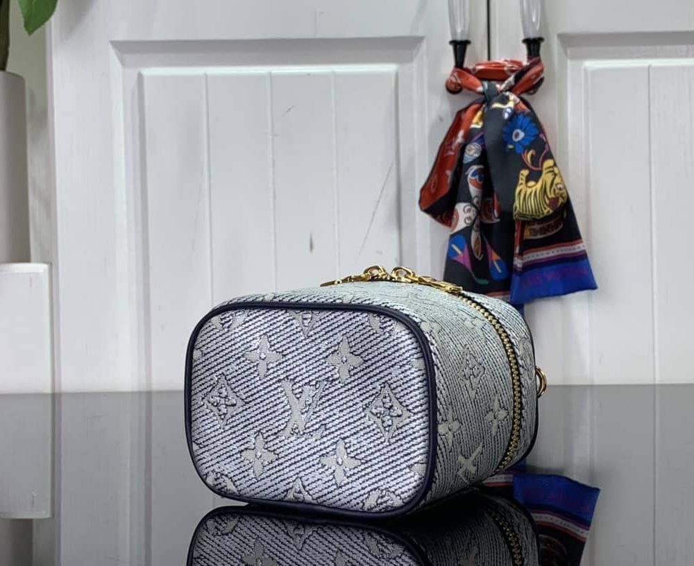 1:1 Replica Louis Vuitton LV Micro Vanity Bag Gold/ Sliver Unique Bag For Women M22920 M82467 - 11cm/ 4.3in