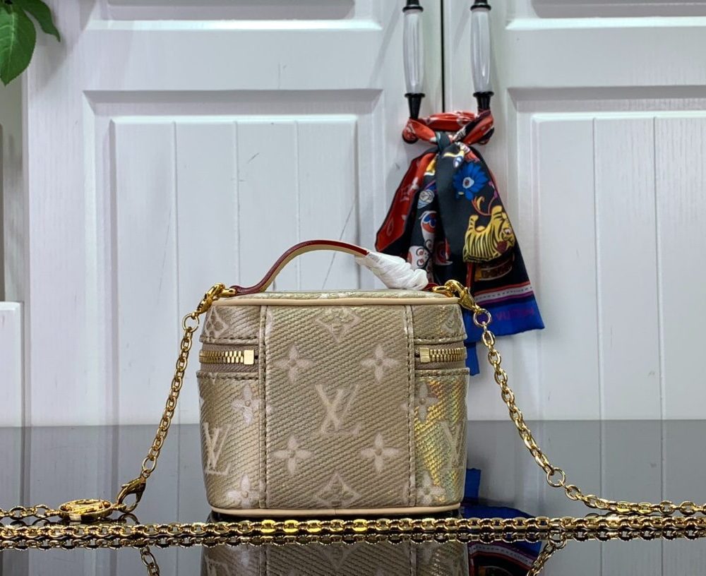 1:1 Replica Louis Vuitton LV Micro Vanity Bag Gold/ Sliver Unique Bag For Women M22920 M82467 - 11cm/ 4.3in