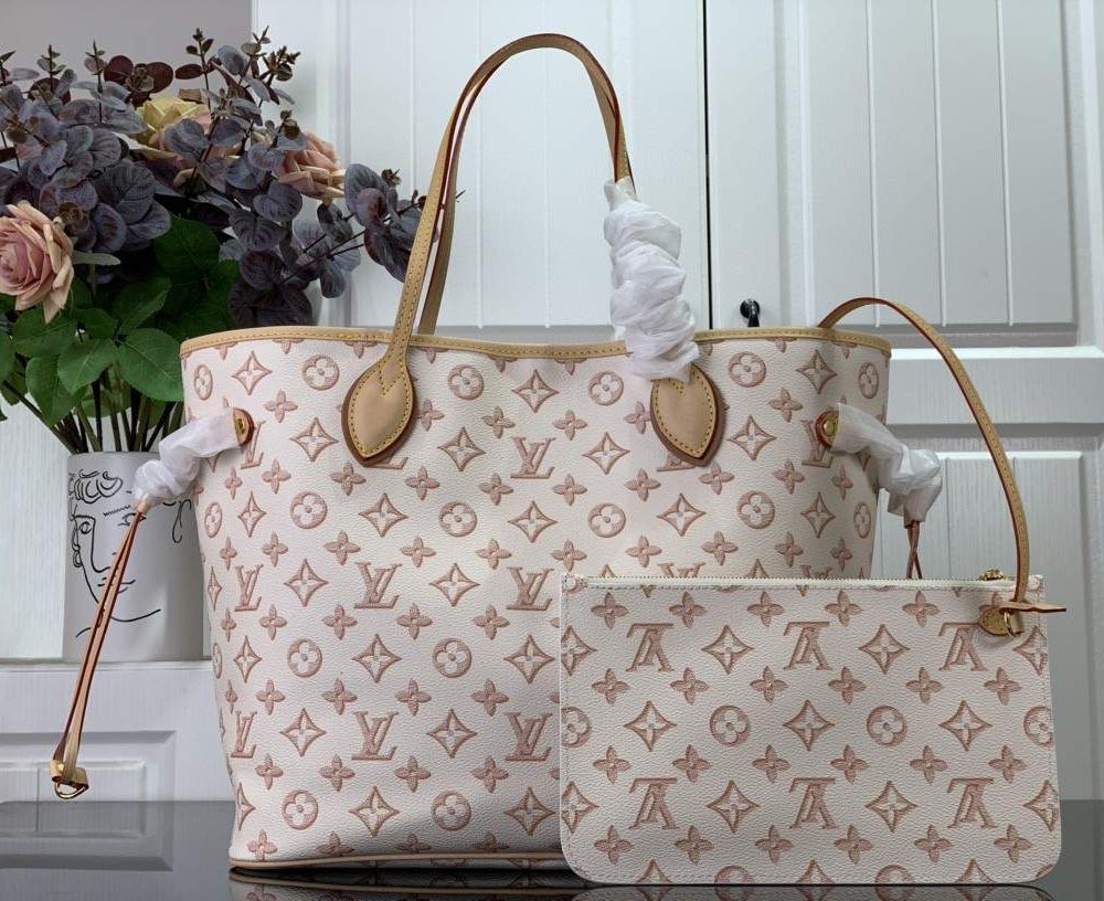 1:1 Replica Louis Vuitton LV Neverfull MM White/ Black Essential Bag For Women M20921 31 cm/ 12.2 in