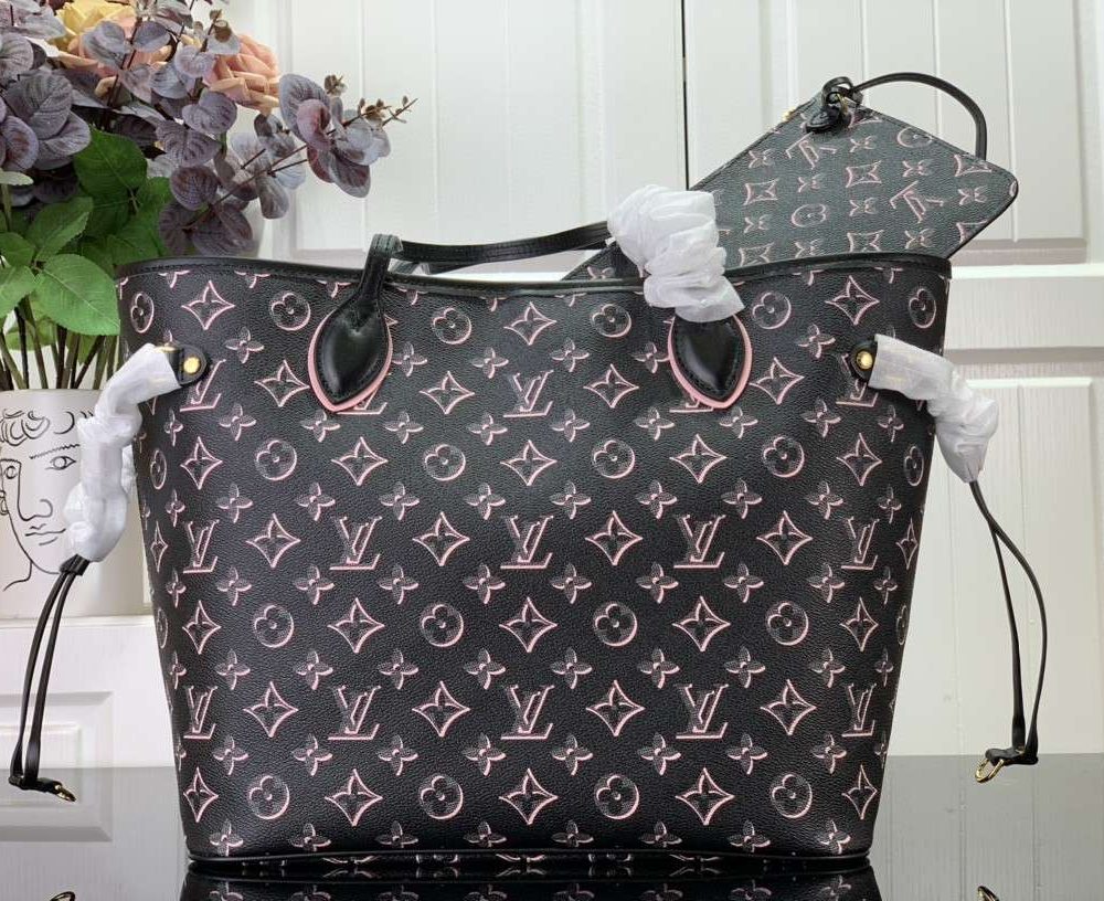 1:1 Replica Louis Vuitton LV Neverfull MM White/ Black Essential Bag For Women M20921 31 cm/ 12.2 in