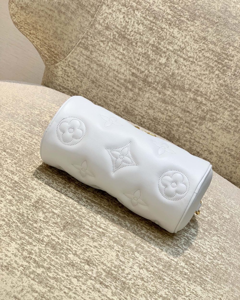 1:1 Replica Louis Vuitton LV Papillon BB Bubblegram Leather Luxury Bag For Women M59827 - 20cm