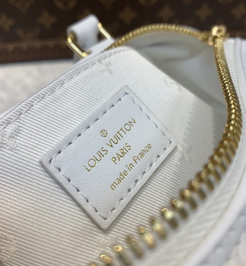 1:1 Replica Louis Vuitton LV Papillon BB Bubblegram Leather Luxury Bag For Women M59827 - 20cm