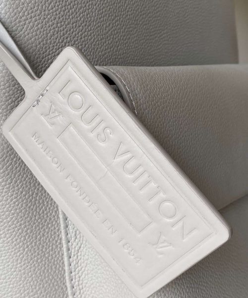 1:1 Replica Louis Vuitton LV Takeoff Backpack LV Aerogram Unique Bag For Men M59325 - 43cm