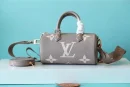 papillon-bb-monogram-empreinte-tourterelle-creme-m46031