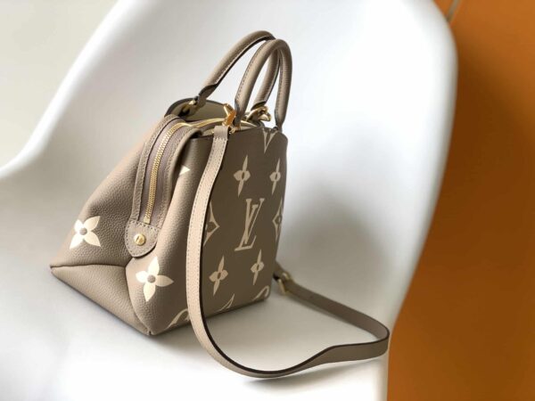 1:1 Replica Louis Vuitton LV Petit Palais Bicolor Monogram Empreinte Leather Tourterelle/Creme Luxury Bag For Women M58914 - 11.4in/29cm