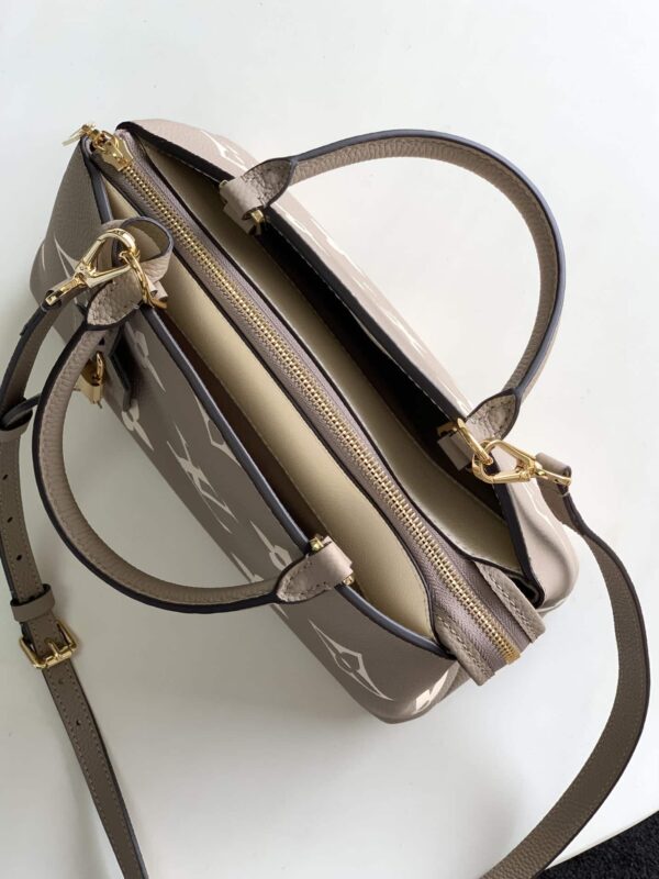1:1 Replica Louis Vuitton LV Petit Palais Bicolor Monogram Empreinte Leather Tourterelle/Creme Luxury Bag For Women M58914 - 11.4in/29cm
