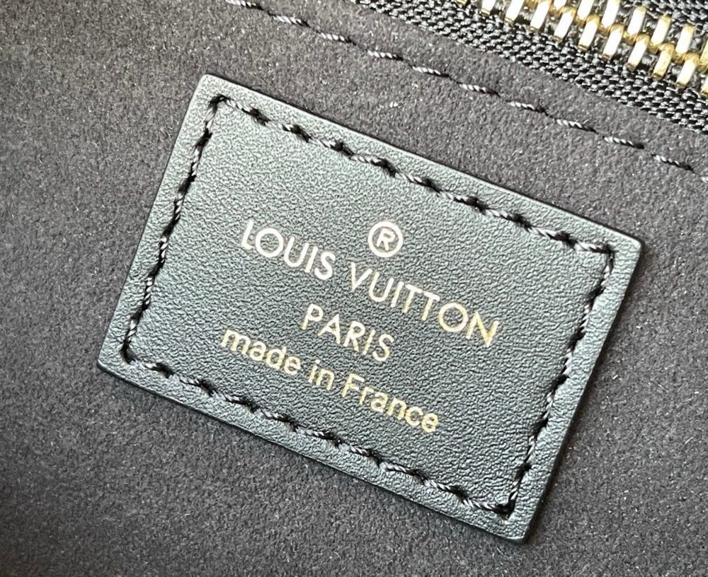 1:1 Replica Louis Vuitton LV Petite Malle Souple Monogram Canvas Luxury Bag For Women M45571 - 7.9in/20cm