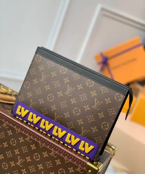 pochette-voyage-mm-monogram-canvas-m80792