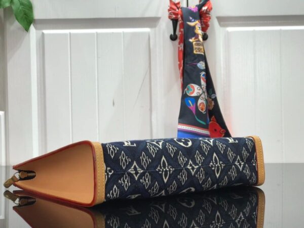 1:1 Replica Louis Vuitton LV Since 1854 Poche Toilette 26 Blue Essential Bag For Women 25 cm/ 9.8 in