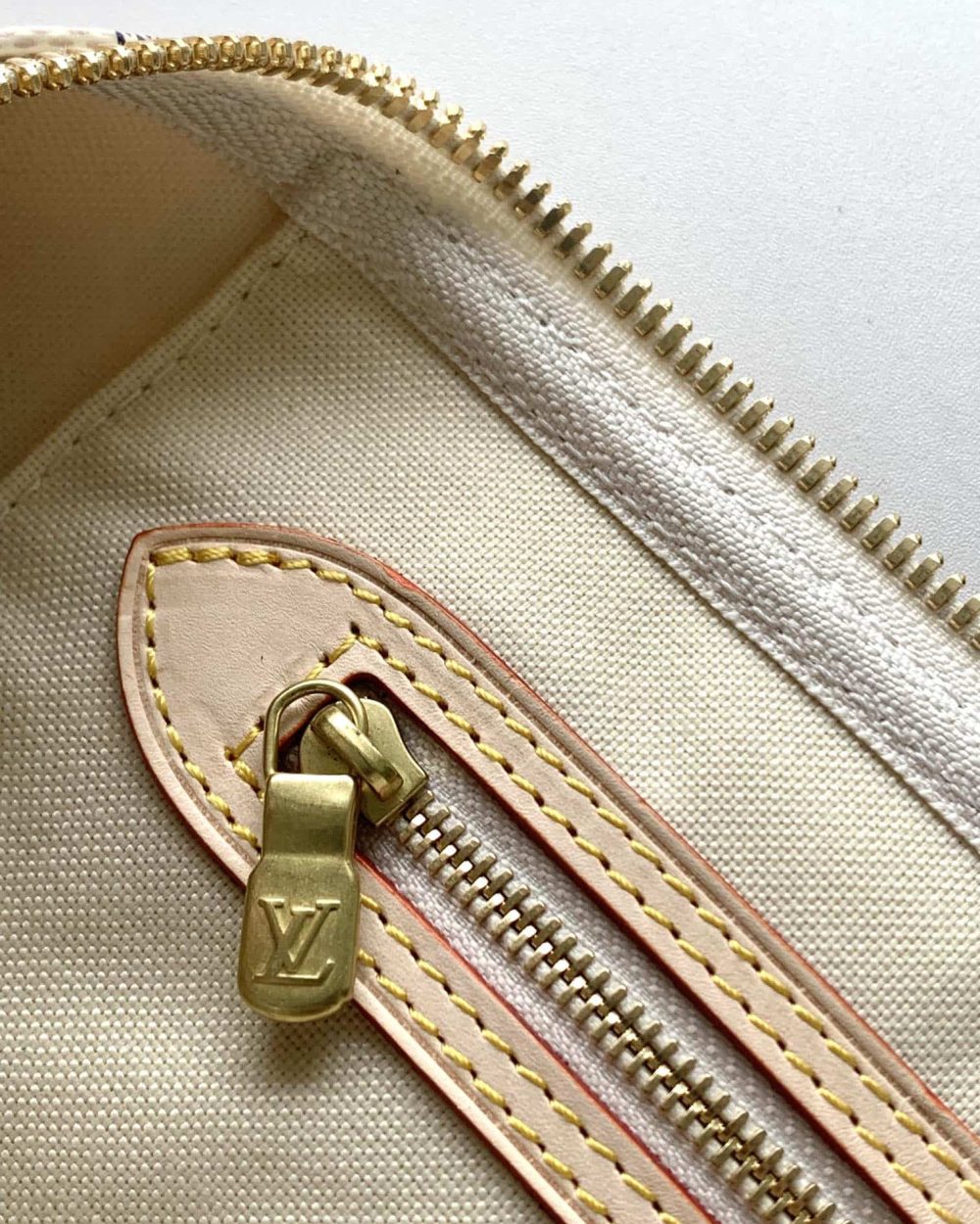 1:1 Replica Louis Vuitton LV Speedy 35 Damier Azur Canvas Luxury Bag For Women N41369 - 13.8in/35cm