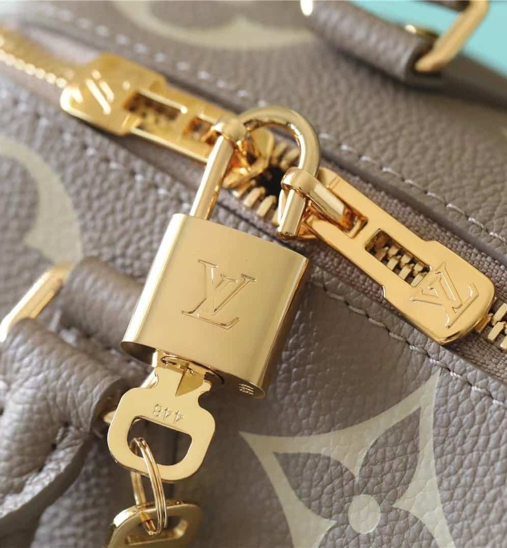 1:1 Replica Louis Vuitton LV Speedy Bandouliere 20 Beige M46575 Luxury Bag For Women‎ 8.1in/20.6cm