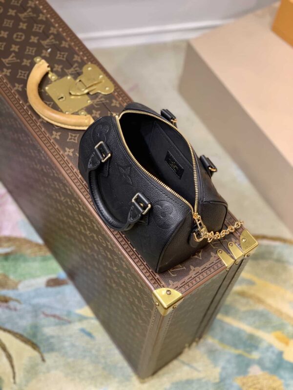 1:1 Replica Louis Vuitton LV Speedy Bandoulière 20 Monogram Empreinte Leather Exclusive Bag For Women M58953 - 7.8in/ 20cm