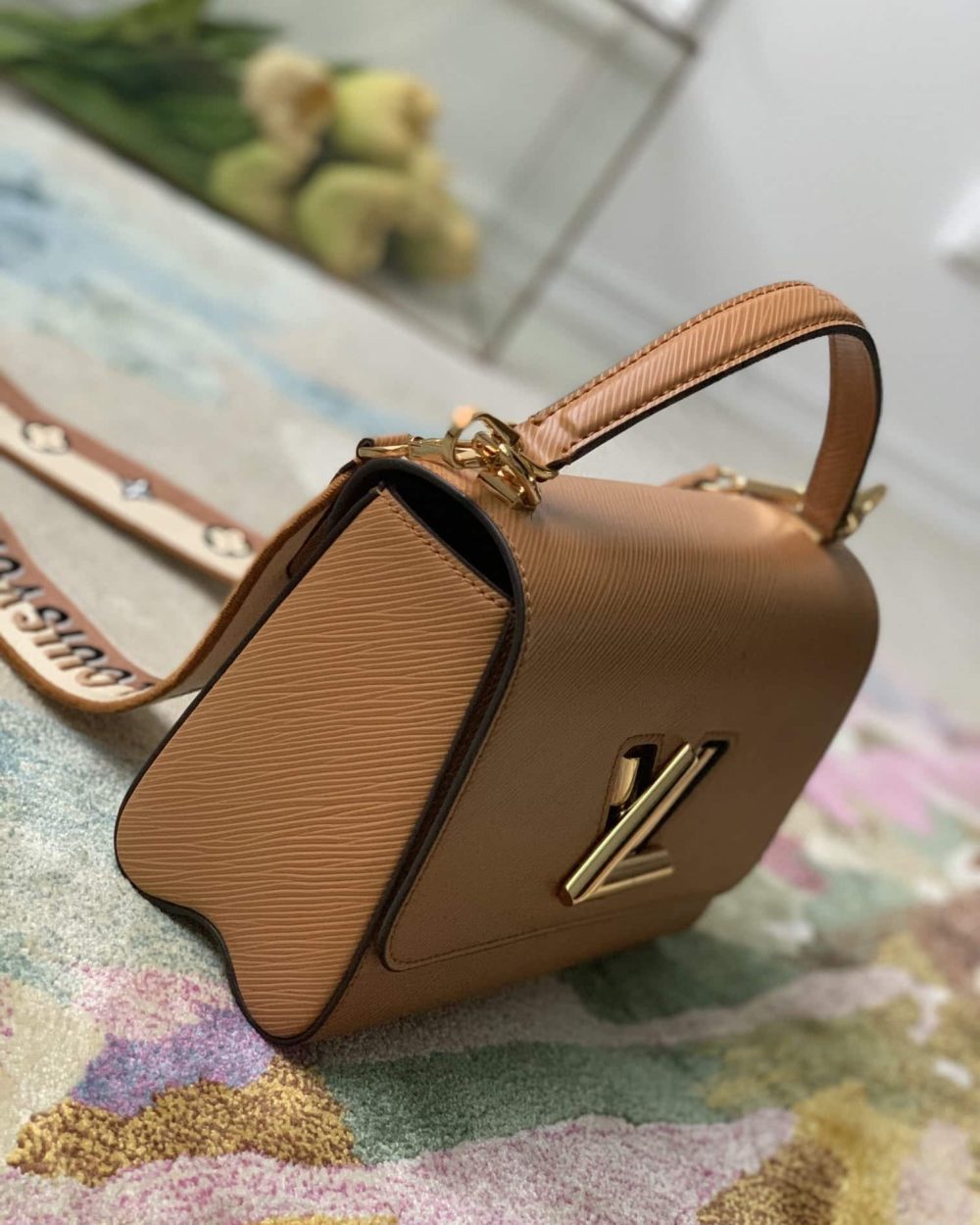 1:1 Replica Louis Vuitton LV Twist MM Epi Leather Luxury Bag For Women M57506 - 9.1in/23cm