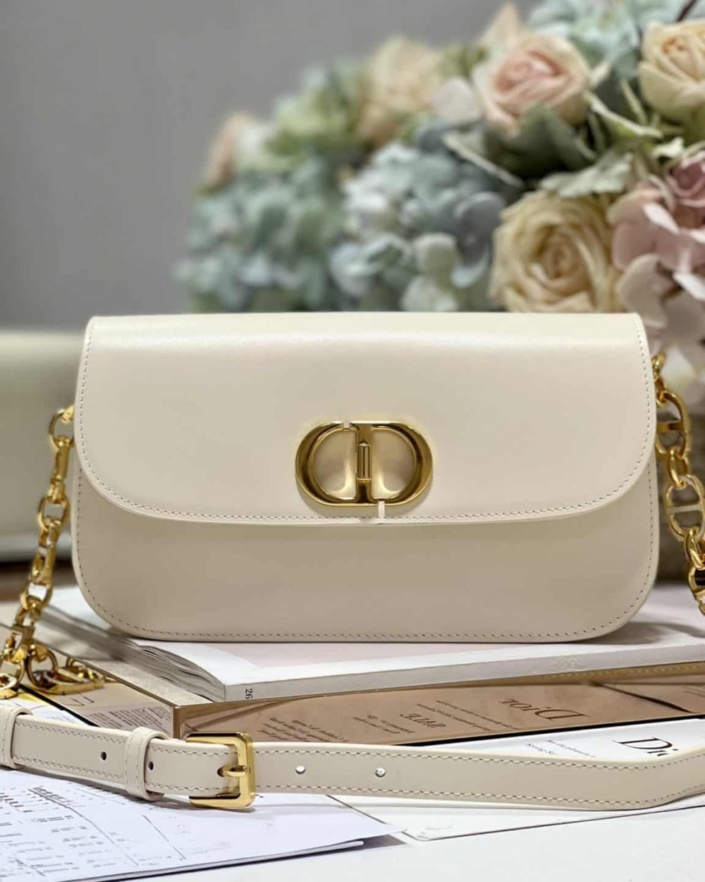 1:1 Replica 30 Montaigne Avenue Bag Black/White/Blue/Beige/Light Pink For Women 9 in/ 22.5cm M9260UMOA_M900