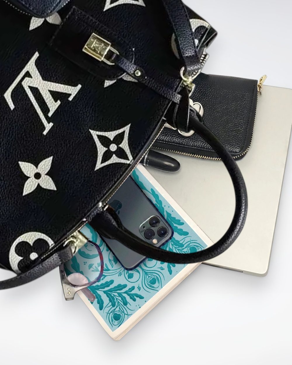 DBS-LC423 - Petit Palais Handbag Deal