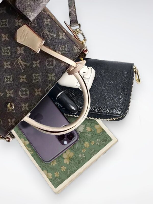 DBS-LC448 - Montaigne BB Handbag Deal