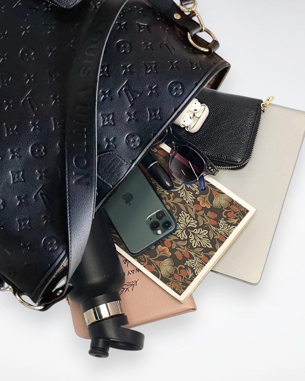 DBS-LC473 - Delightful MM Handbag Deal