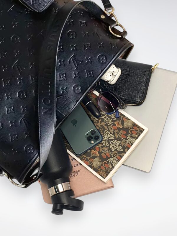 DBS-LC473 - Delightful MM Handbag Deal