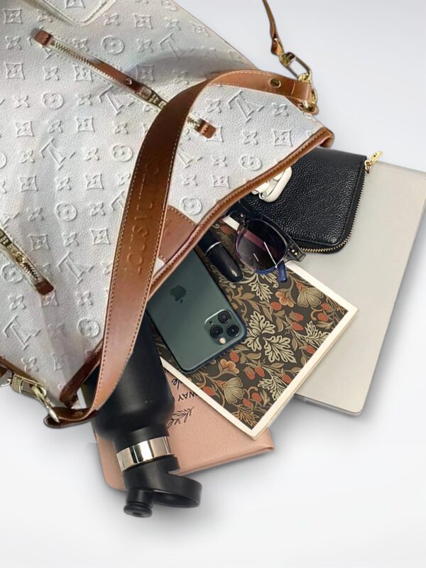 DBS-LC474 - Delightful MM Handbag Deal