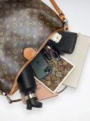 DBS-LC477 - Delightful MM Handbag Deal